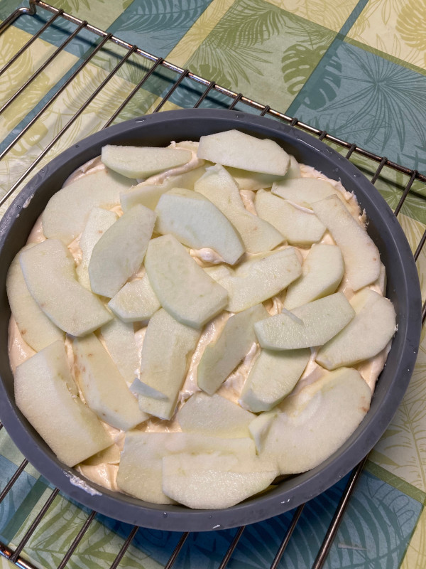second layer of apple slices